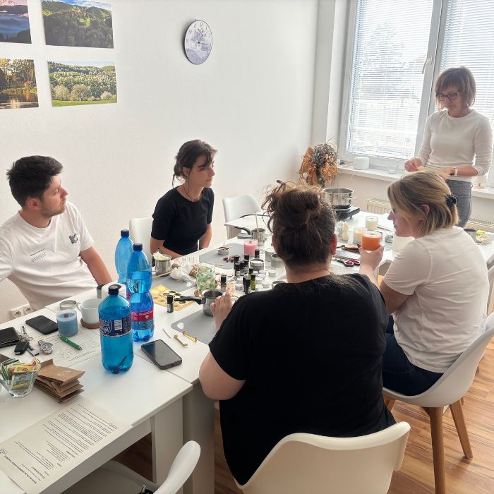 WORKSHOP - kurz výroby sviečok – kreatívny zážitok pre malé skupiny