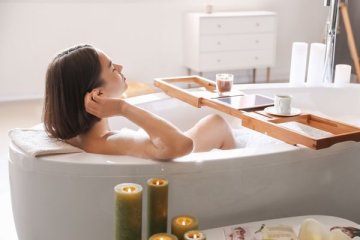 MAGNÉZIOVÝ KÚPEĽ A REDUKCIA HMOTNOSTI - tipy na domáci wellness rituál